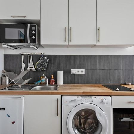 Appartement De La Motte - Welkeys Paris Luaran gambar